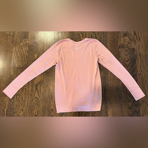 Lululemon Long Sleeve Top - Picture 2 of 2